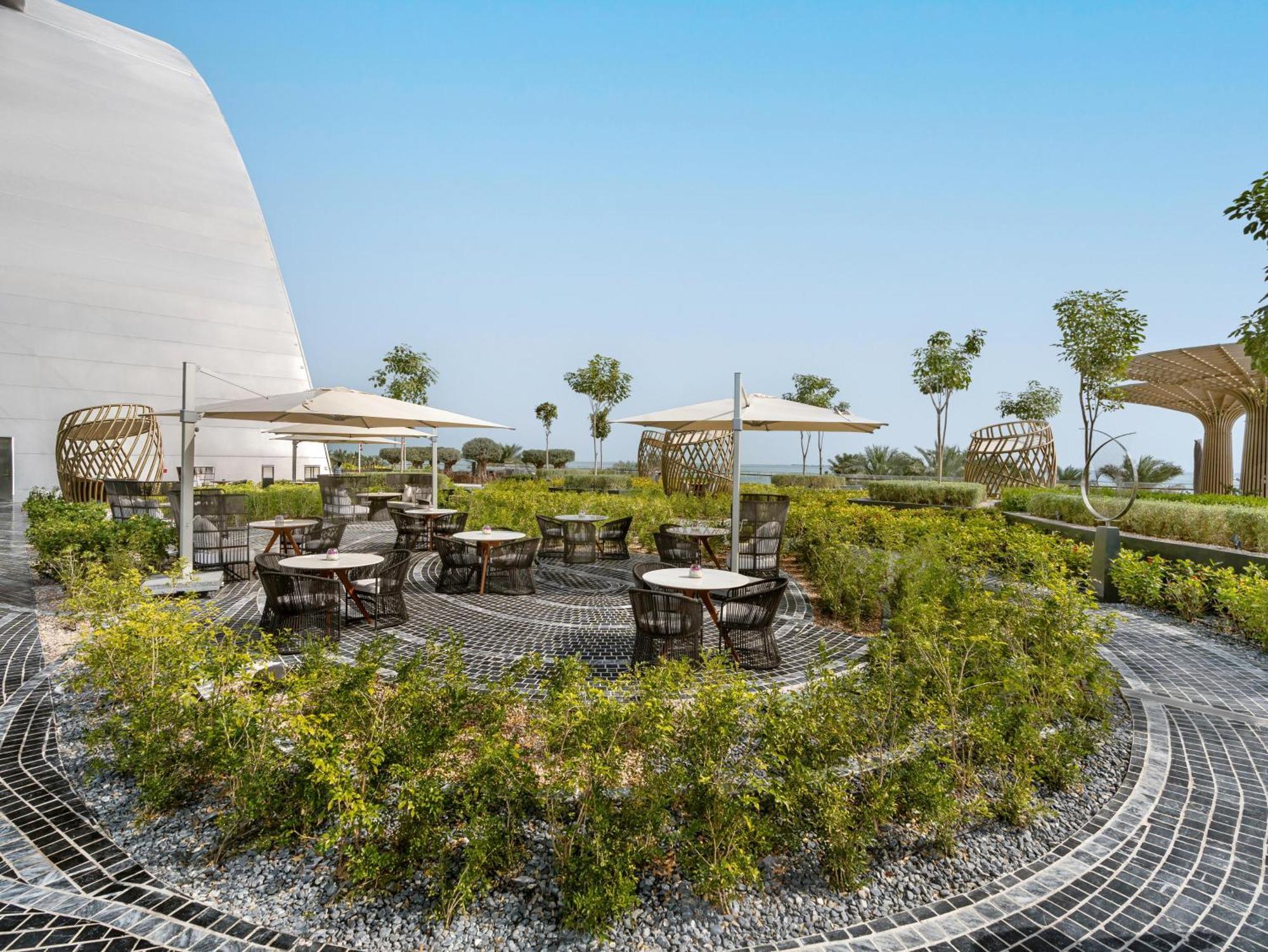 Fairmont Doha Hotel Lusail ภายนอก รูปภาพ The Sky Garden