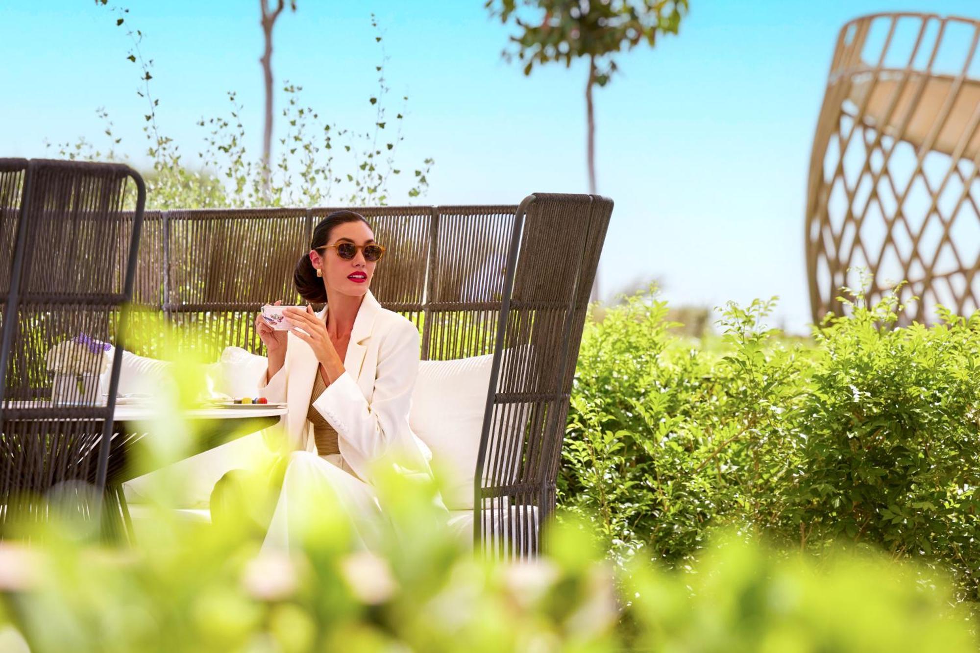 Fairmont Doha Hotel Lusail ภายนอก รูปภาพ The resort's gardens