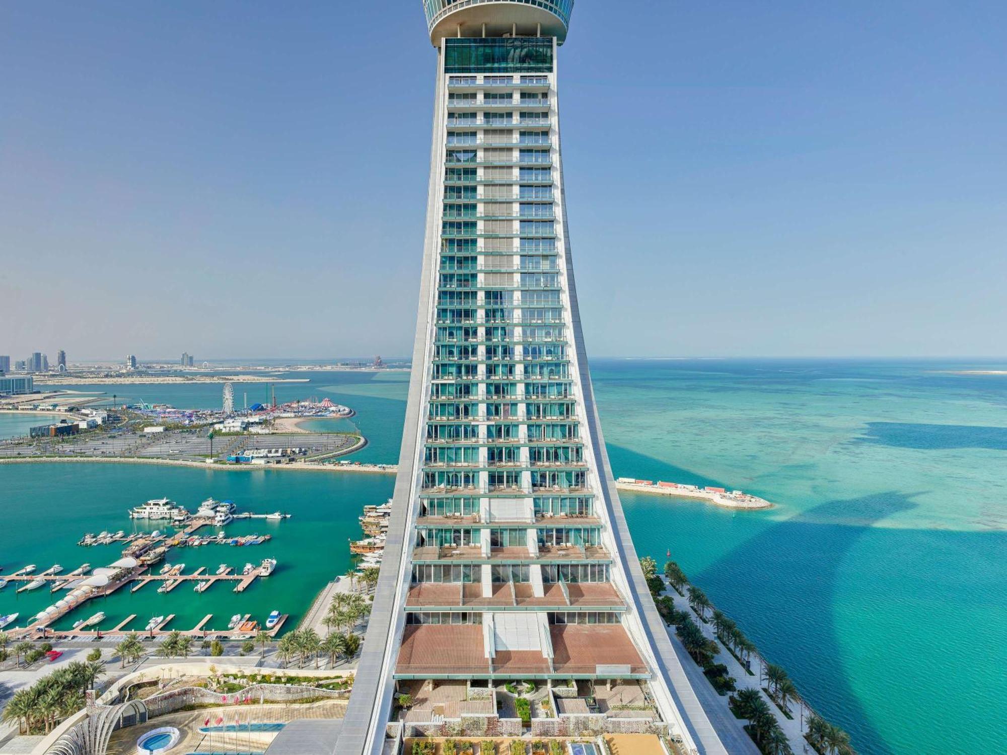 Fairmont Doha Hotel Lusail ภายนอก รูปภาพ The hotel in 2016