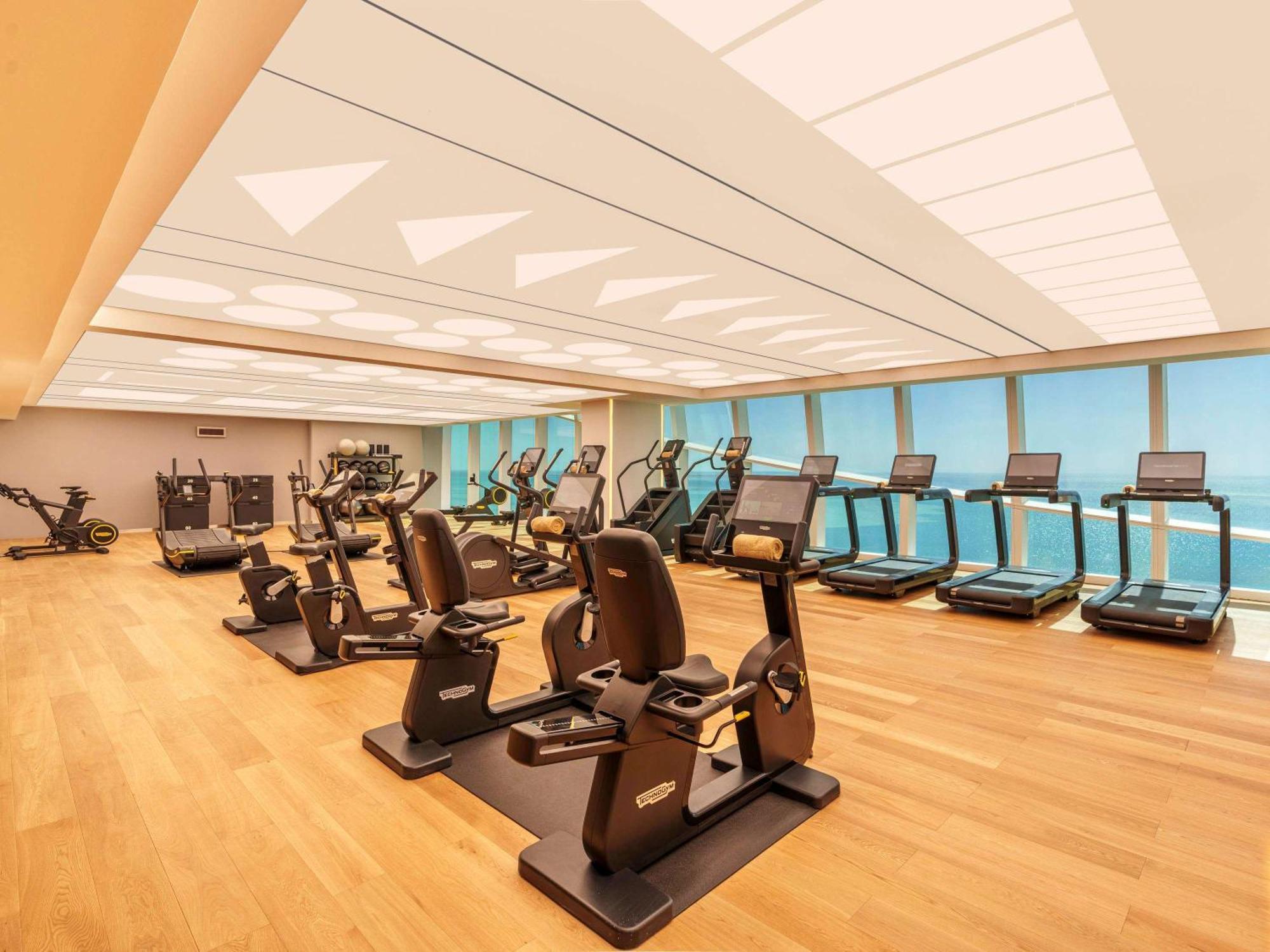Fairmont Doha Hotel Lusail ภายนอก รูปภาพ The gym at the Westin Maldives