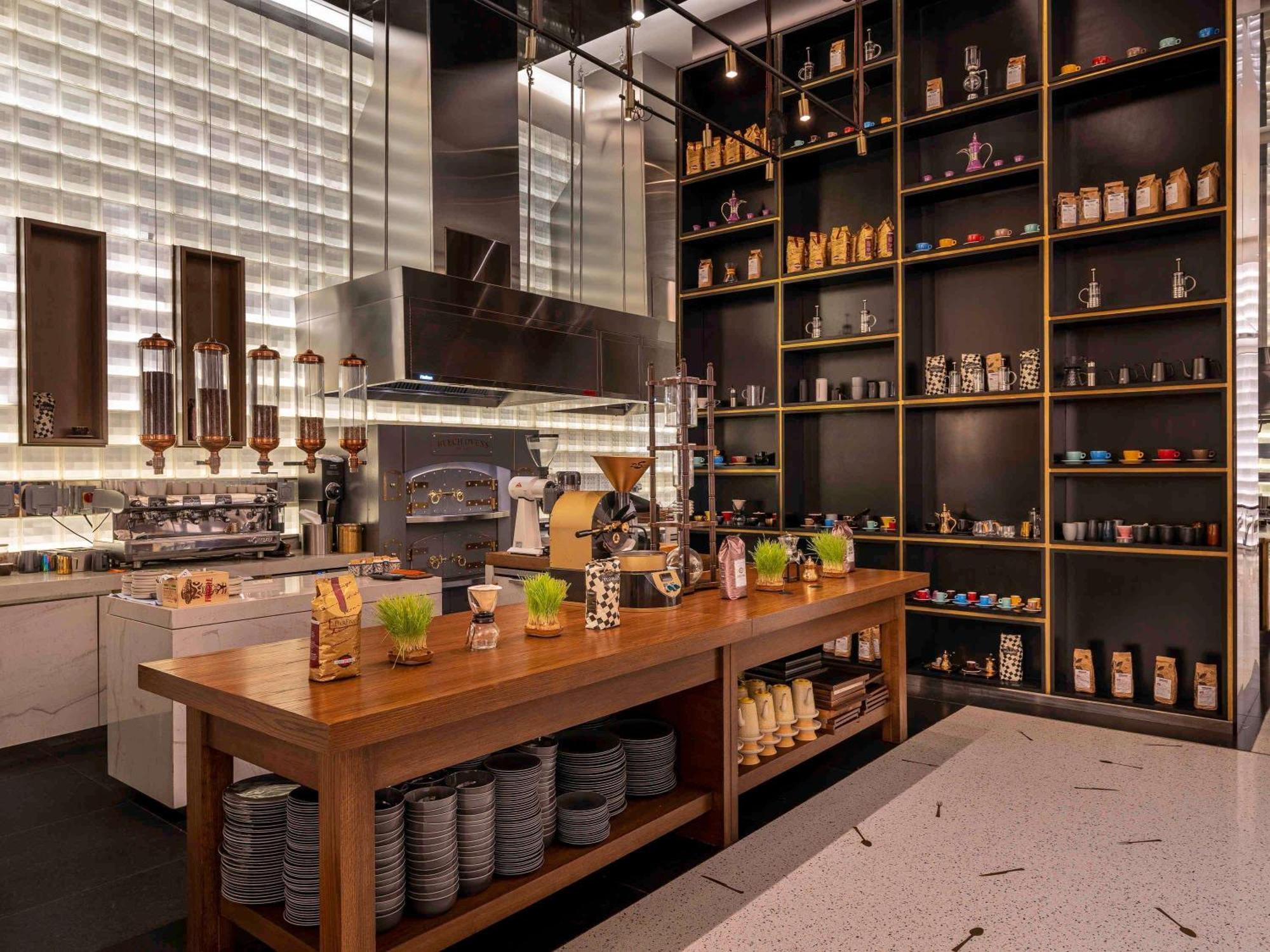 Fairmont Doha Hotel Lusail ภายนอก รูปภาพ The R&D kitchen at the Starbucks Reserve Roastery in Seattle